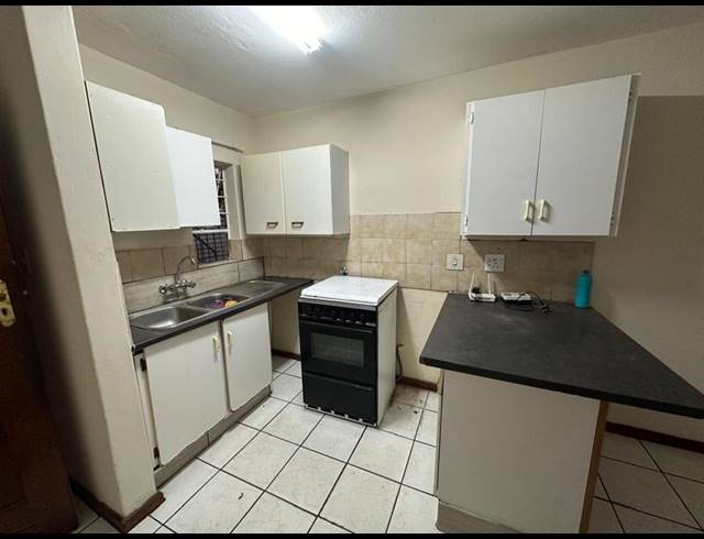 2 BEDROOM PROPERTY TO RENT IN THE ORCHARDS